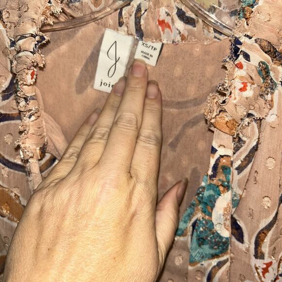 Joie Tie Neck Blouse Women's Size XS Flowers D16 - Picture 2 of 5